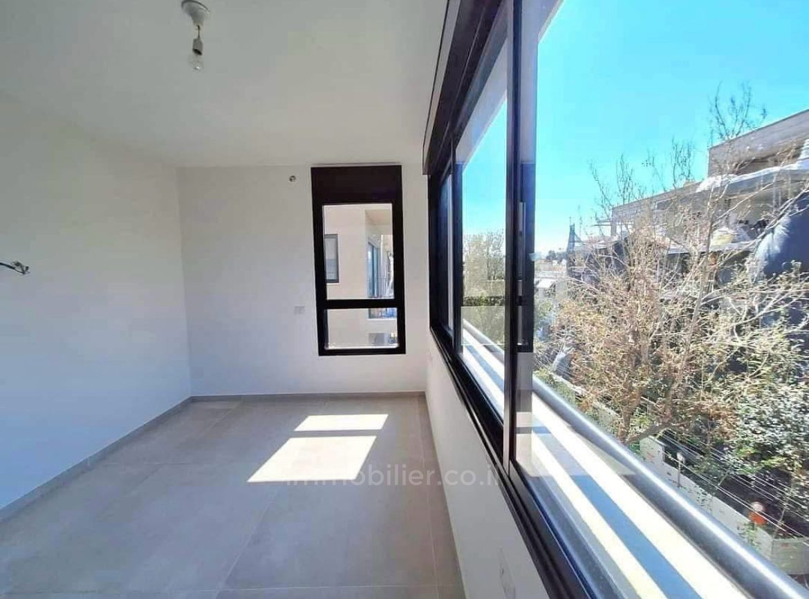 Apartamento 4 cômodos Tel Aviv tel aviv north 627-IBL-26