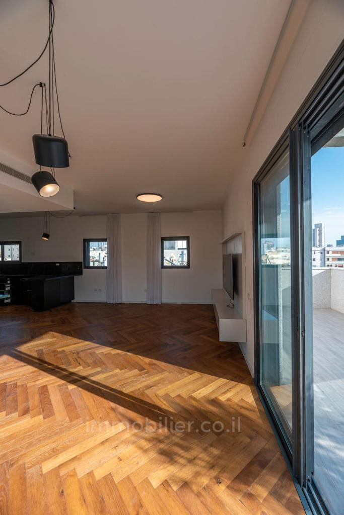 Apartamento 5 cômodos Tel Aviv Kerem Hatemanim 627-IBL-32