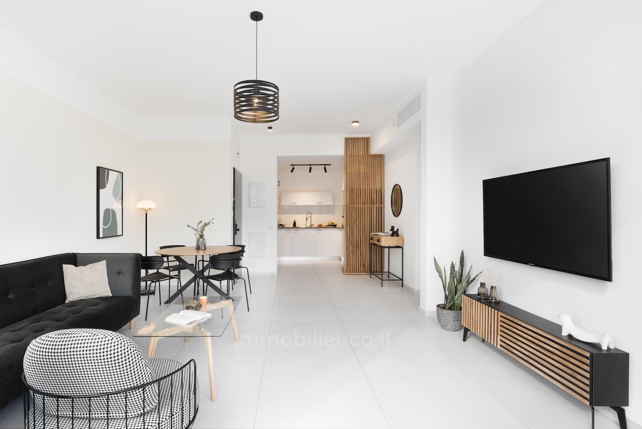 Apartamento 3 cômodos Tel Aviv Primeira linha de mar 627-IBL-39