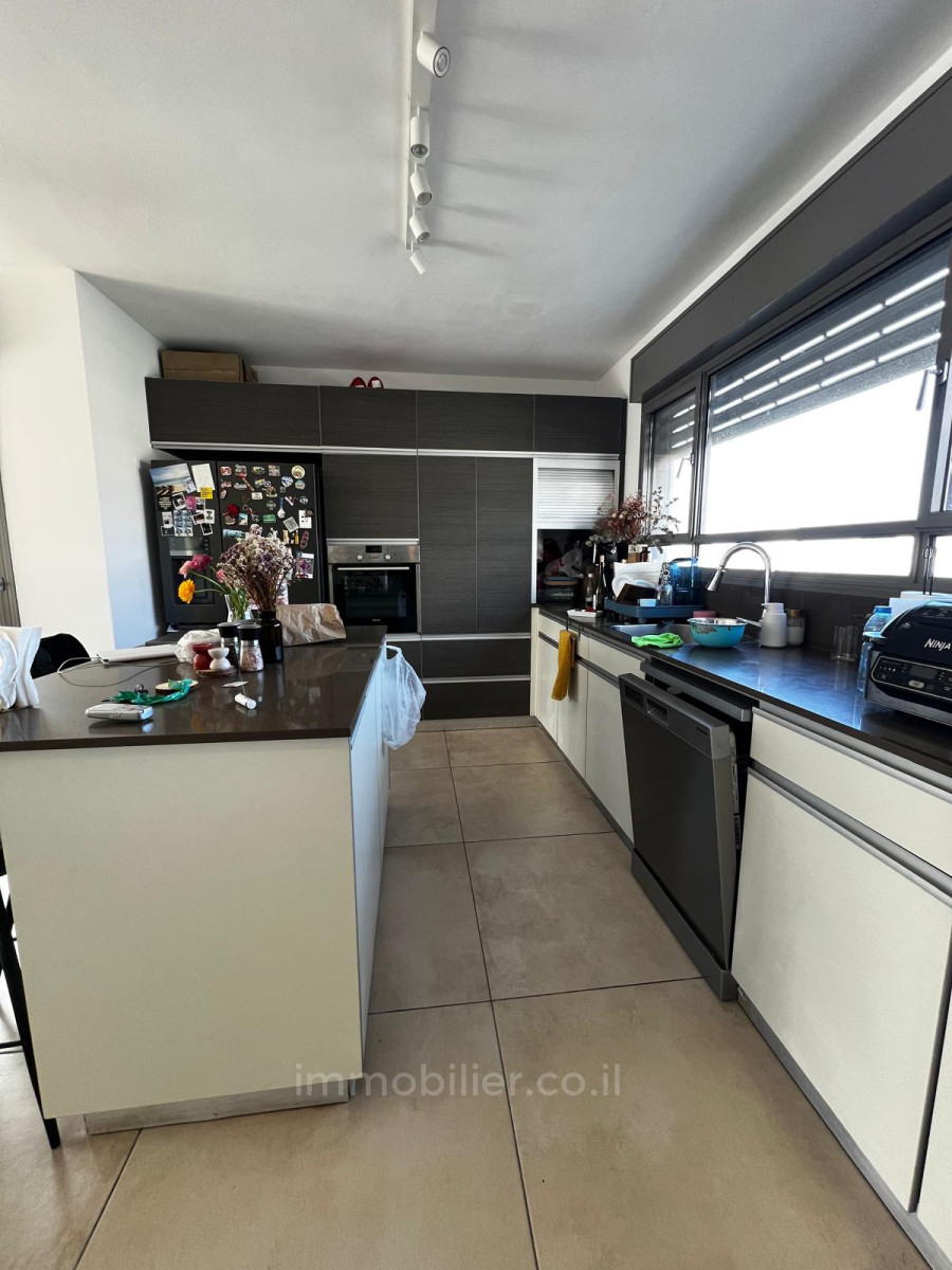 Casarão 5 cômodos Tel Aviv Centro da cidade 627-IBL-40