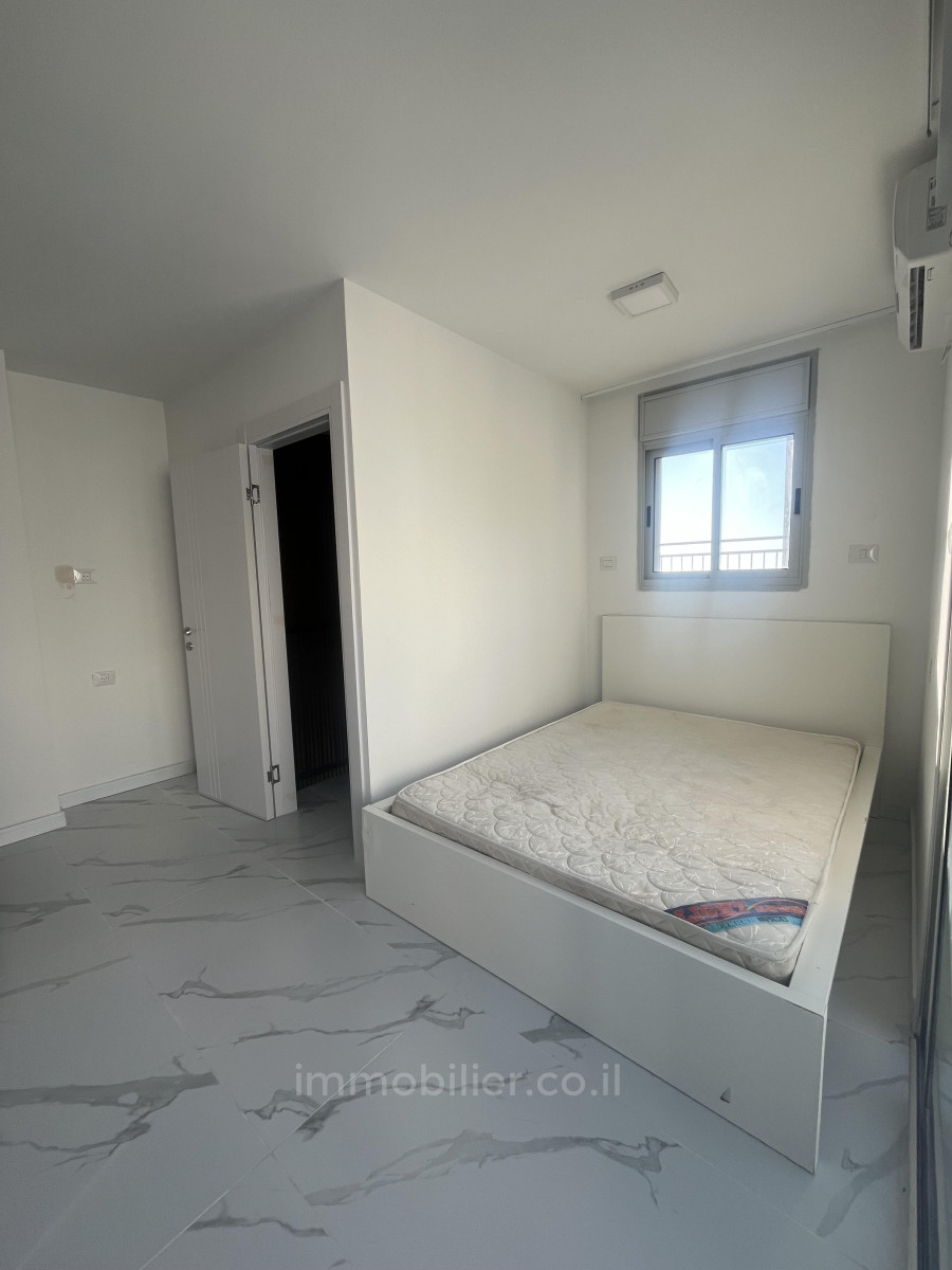Duplex 3 cômodos Tel Aviv Ben-Yehuda 627-IBL-6