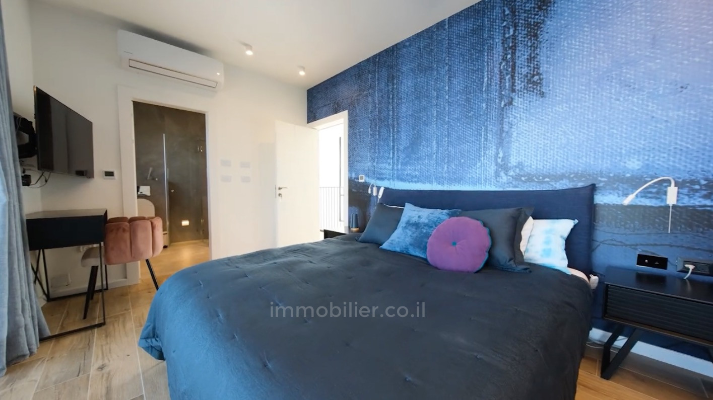 Casarão 7 cômodos Tiberiade Tiberiade 630-IBL-74