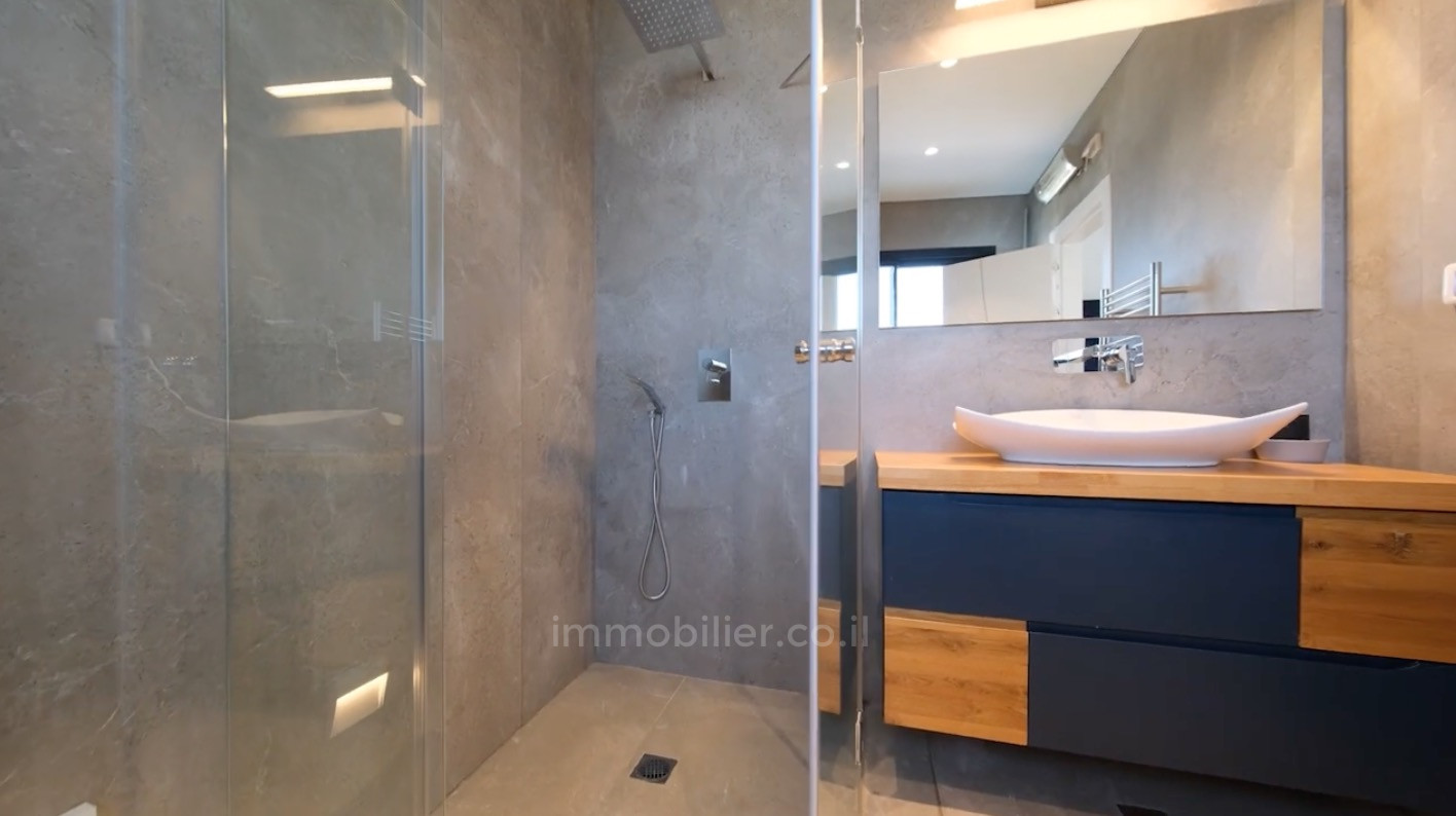 Casarão 7 cômodos Tiberiade Tiberiade 630-IBL-74