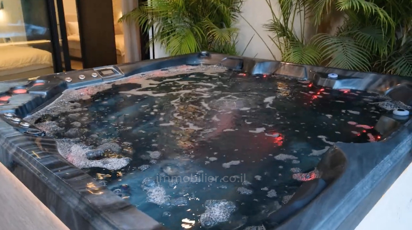 Casarão 7 cômodos Tiberiade Tiberiade 630-IBL-74