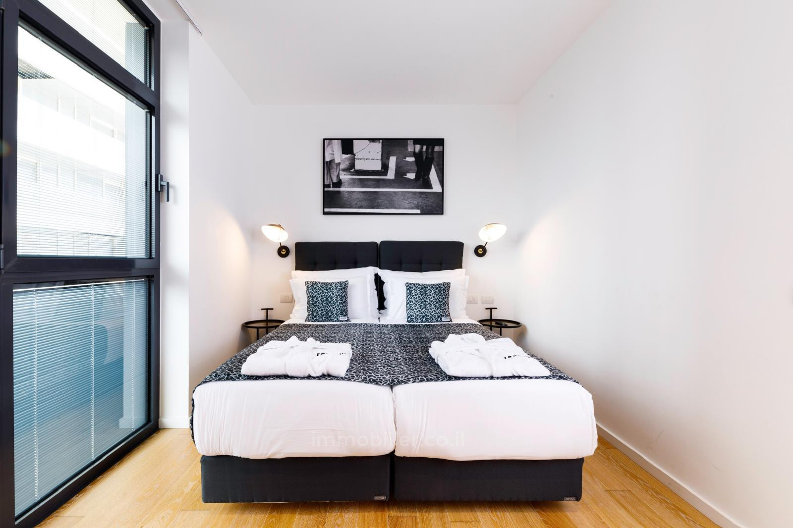 Cobertura 4 cômodos Tel Aviv Primeira linha de mar 633-IBL-42