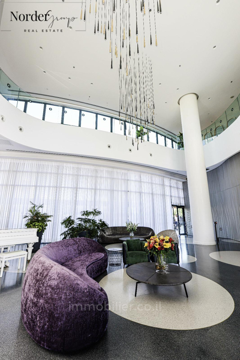 Cobertura 5 cômodos Tel Aviv Montifiory 633-IBL-8