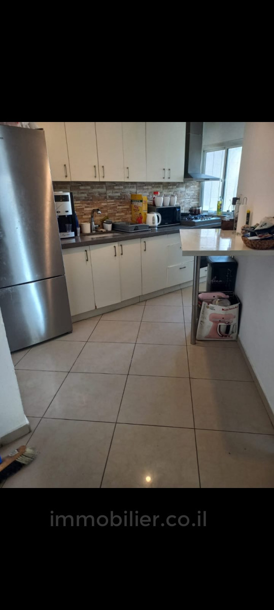 Apartamento 3 cômodos Ashdod Yud Alef 634-IBL-5