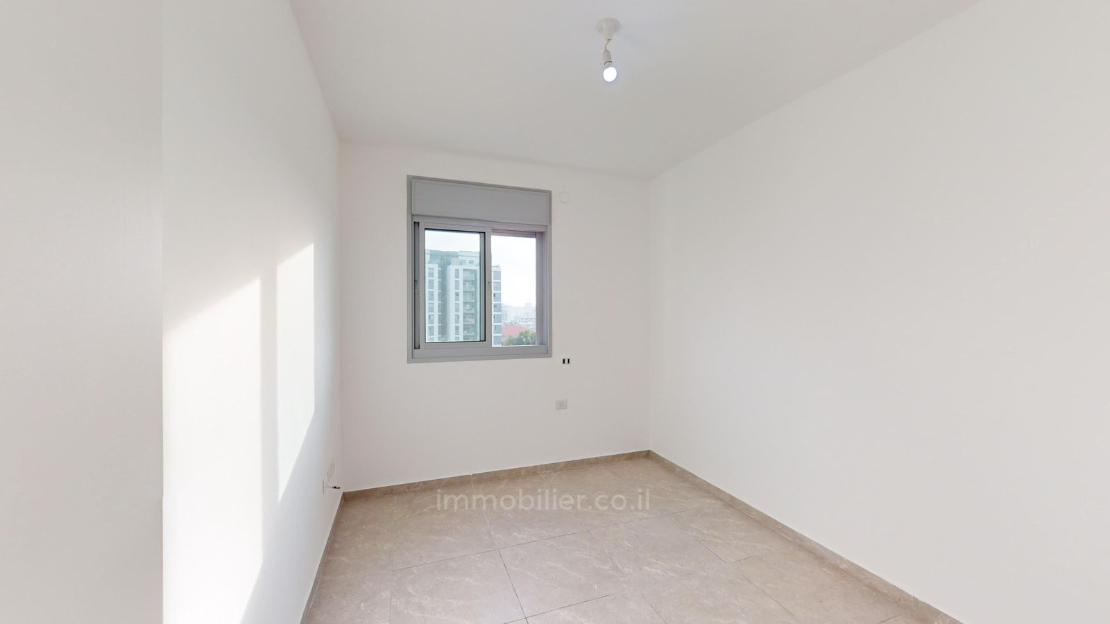 Apartamento 4 cômodos Tel Aviv Neve Ofer 642-IBL-12