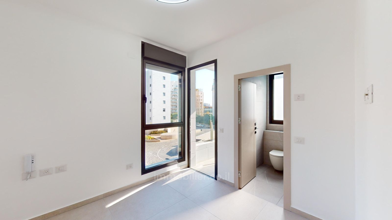 Apartamento 3 cômodos Herzliya Herzliya 642-IBL-14