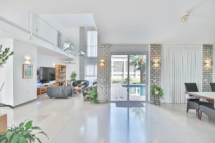 Casarão 7 cômodos Or akiva Or akiva 642-IBL-15