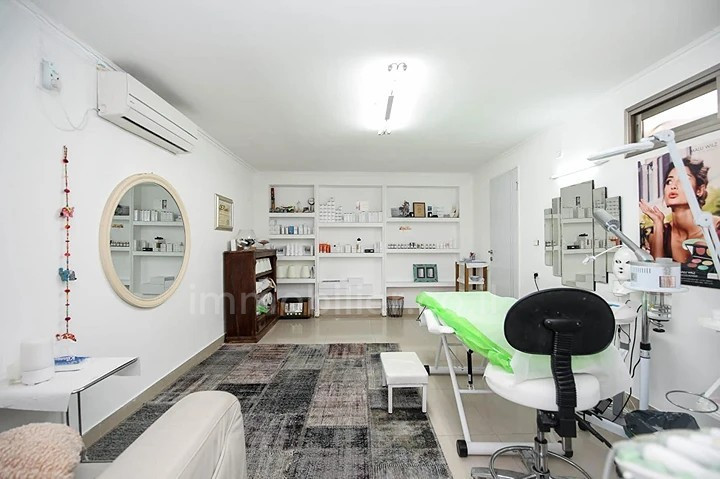 Casarão 7 cômodos Or akiva Or akiva 642-IBL-15