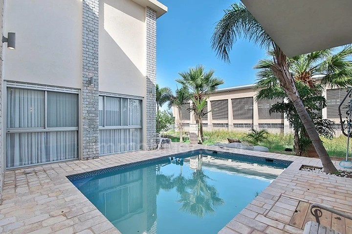 Casarão 7 cômodos Or akiva Or akiva 642-IBL-15