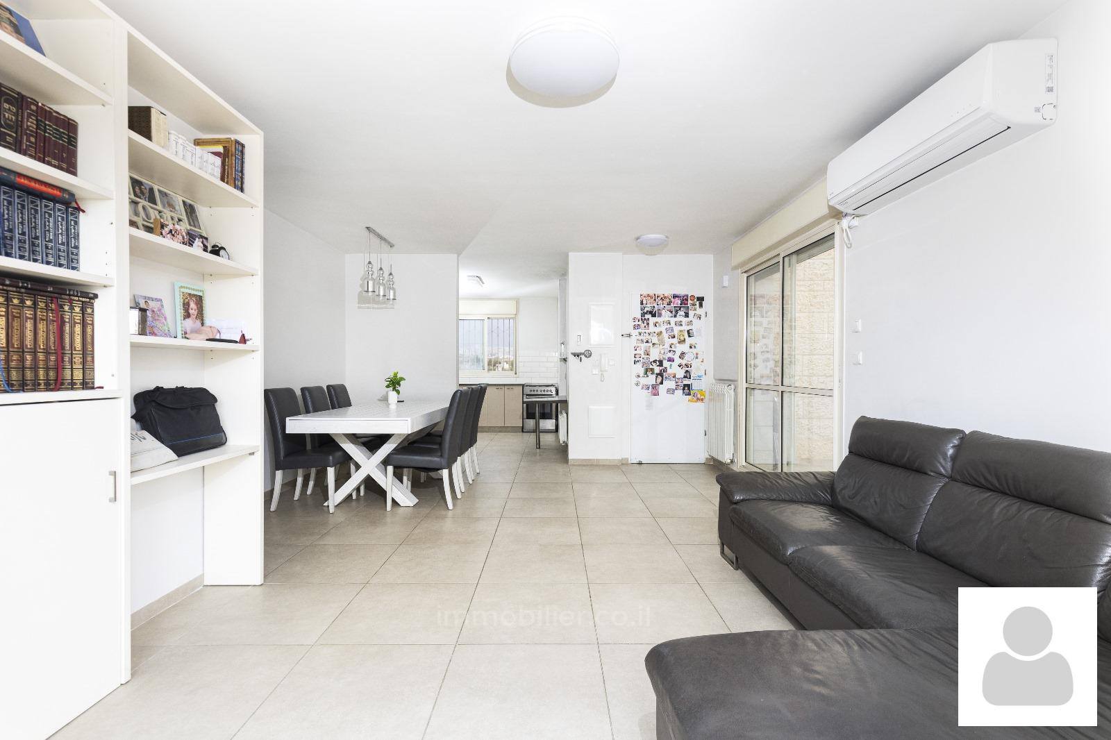 Apartamento 4 cômodos Jerusalém Har Homa 642-IBL-1
