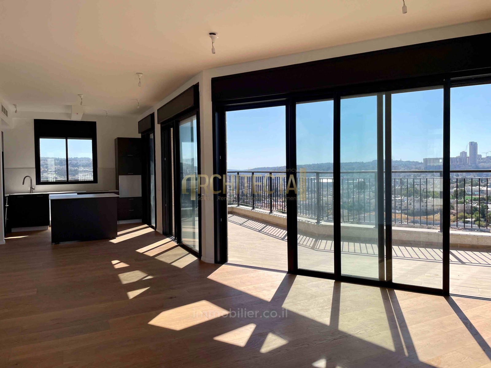 Cobertura 4 cômodos Jerusalém Makor Haim 642-IBL-25