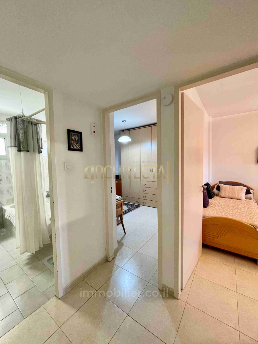Apartamento 3 cômodos Jerusalém Ramat Eshkol 642-IBL-27