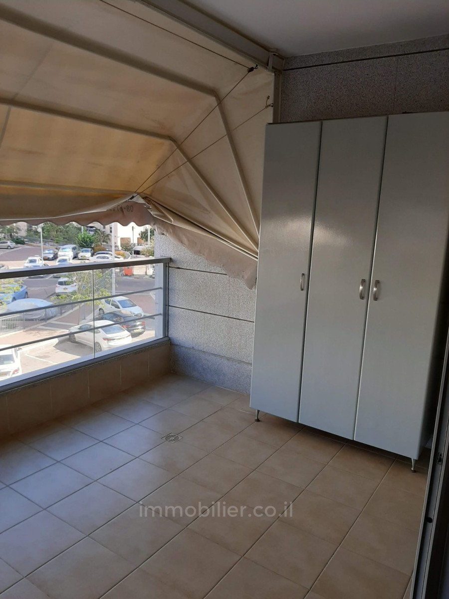 Apartamento 4 cômodos Ascalão Barnea 642-IBL-34