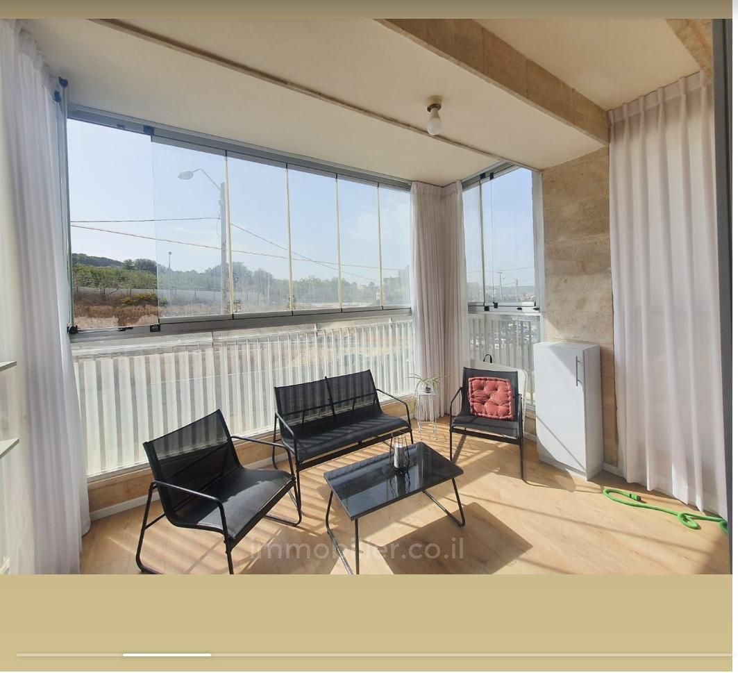 Apartamento 4 cômodos Jerusalém Arnona 642-IBL-38