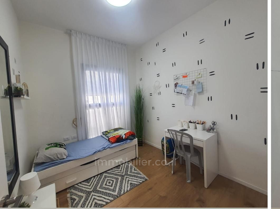 Apartamento 4 cômodos Jerusalém Arnona 642-IBL-38