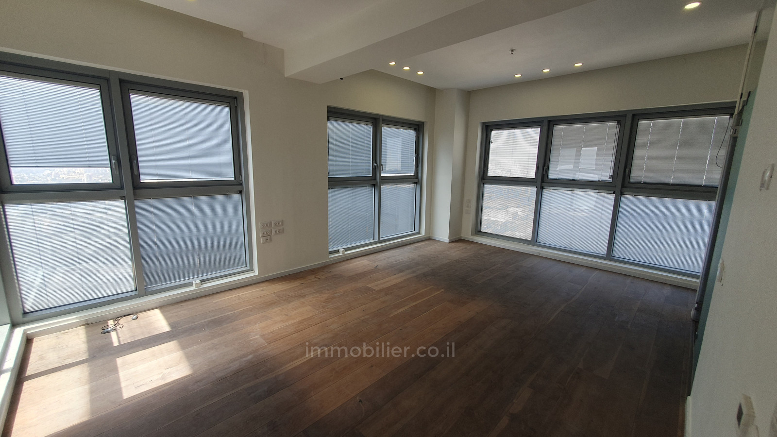 Cobertura 5 cômodos Jerusalém Arnona 642-IBL-40