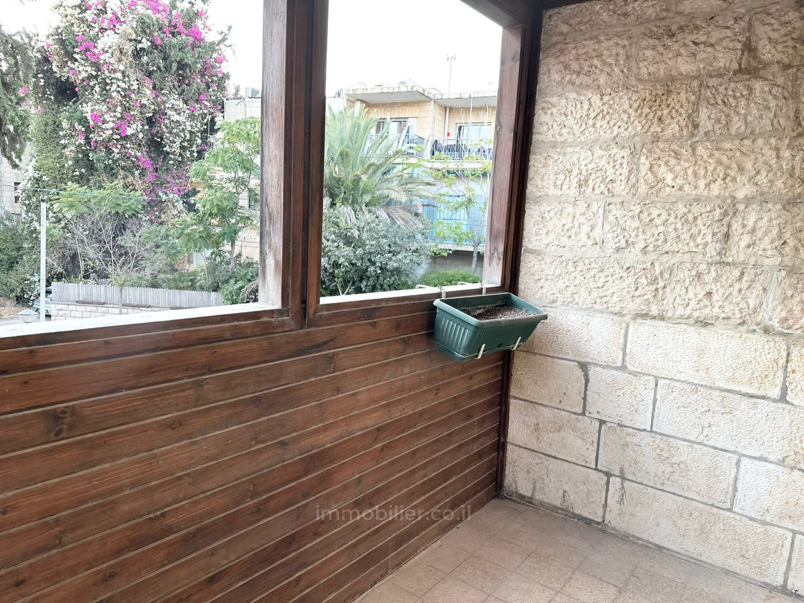 Apartamento 3 cômodos Jerusalém Moshava Germanit 642-IBL-44