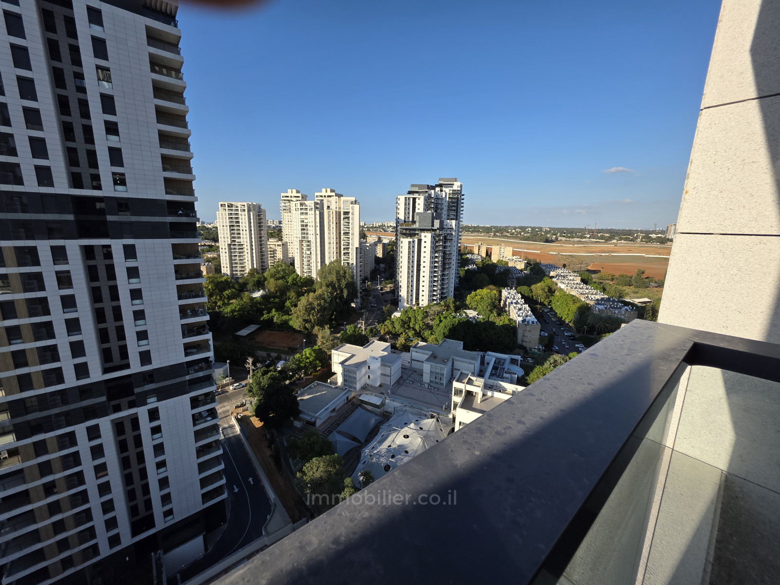 Apartamento 3 cômodos Tel Aviv Ramat Hahayal 642-IBL-50