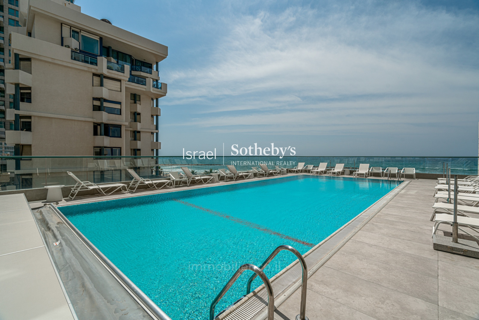 Apartamento 4 cômodos Tel Aviv Primeira linha de mar 651-IBL-10