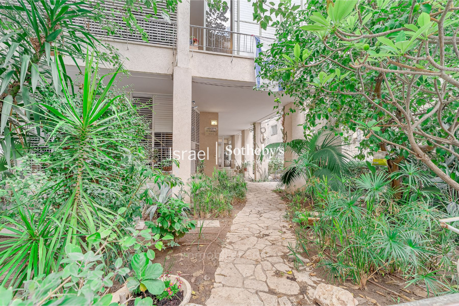 Apartamento 3 cômodos Tel Aviv Dizengof 651-IBL-36