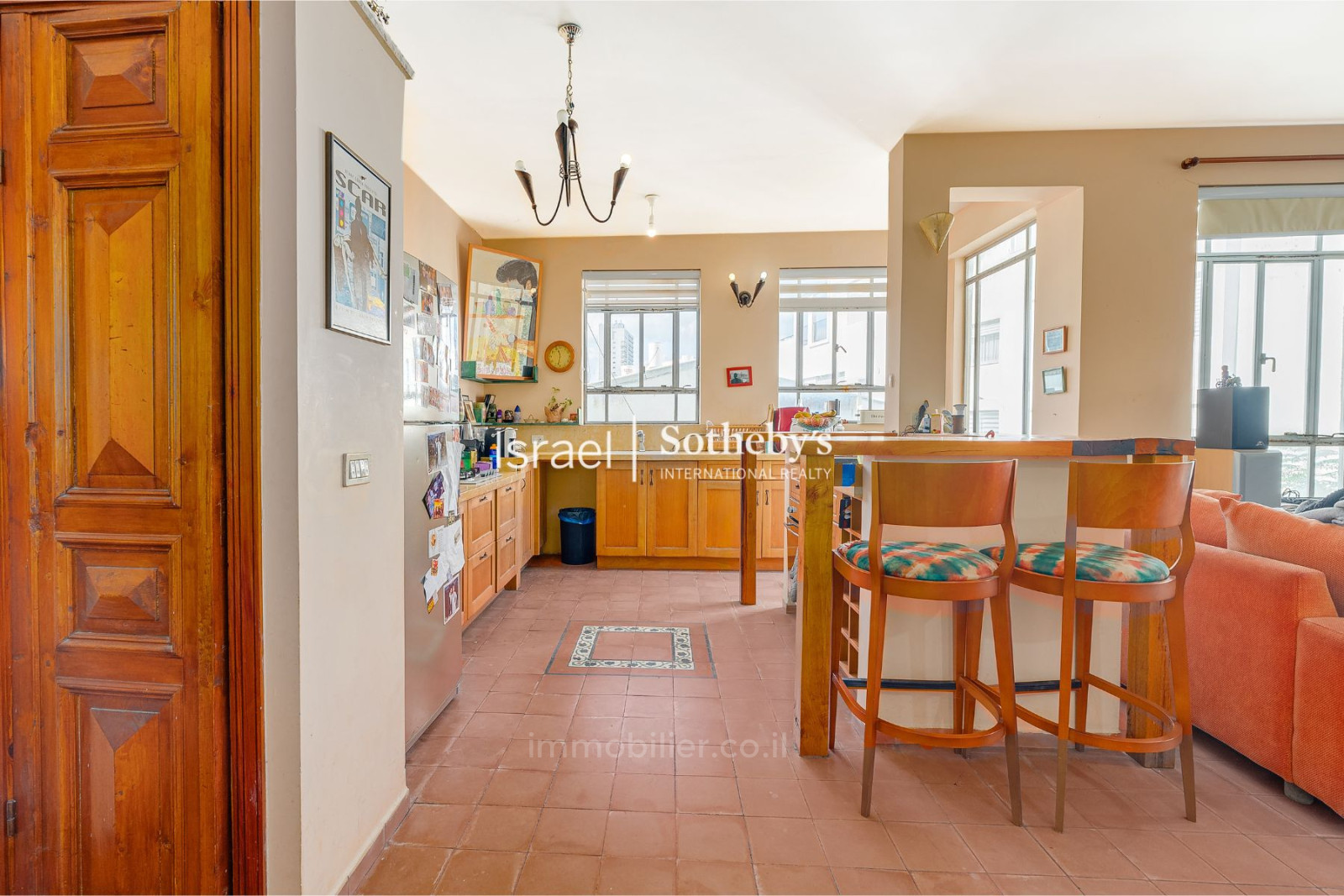 Apartamento 3 cômodos Tel Aviv Dizengof 651-IBL-36