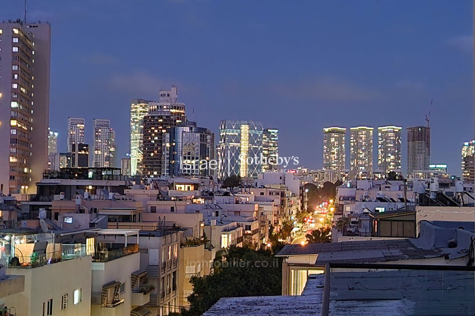 Cobertura 4 cômodos Tel Aviv Lev Tel-Aviv 651-IBL-49