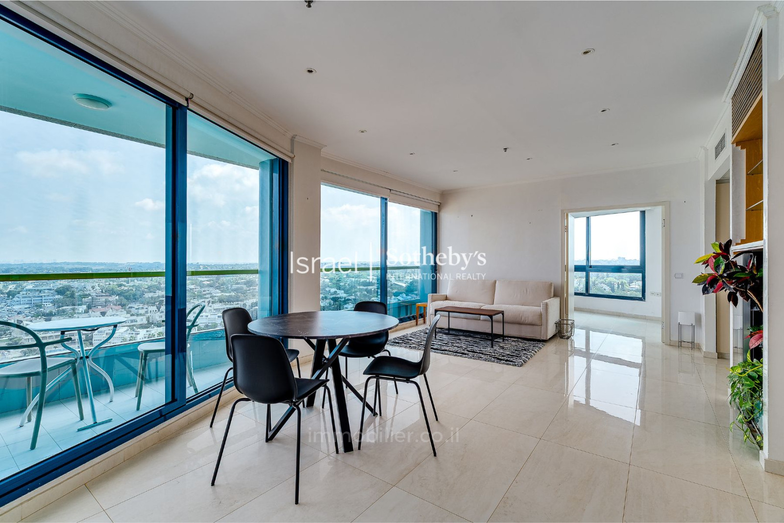 Apartamento 2 cômodos Herzliya Herzliya Pitouah 651-IBL-53