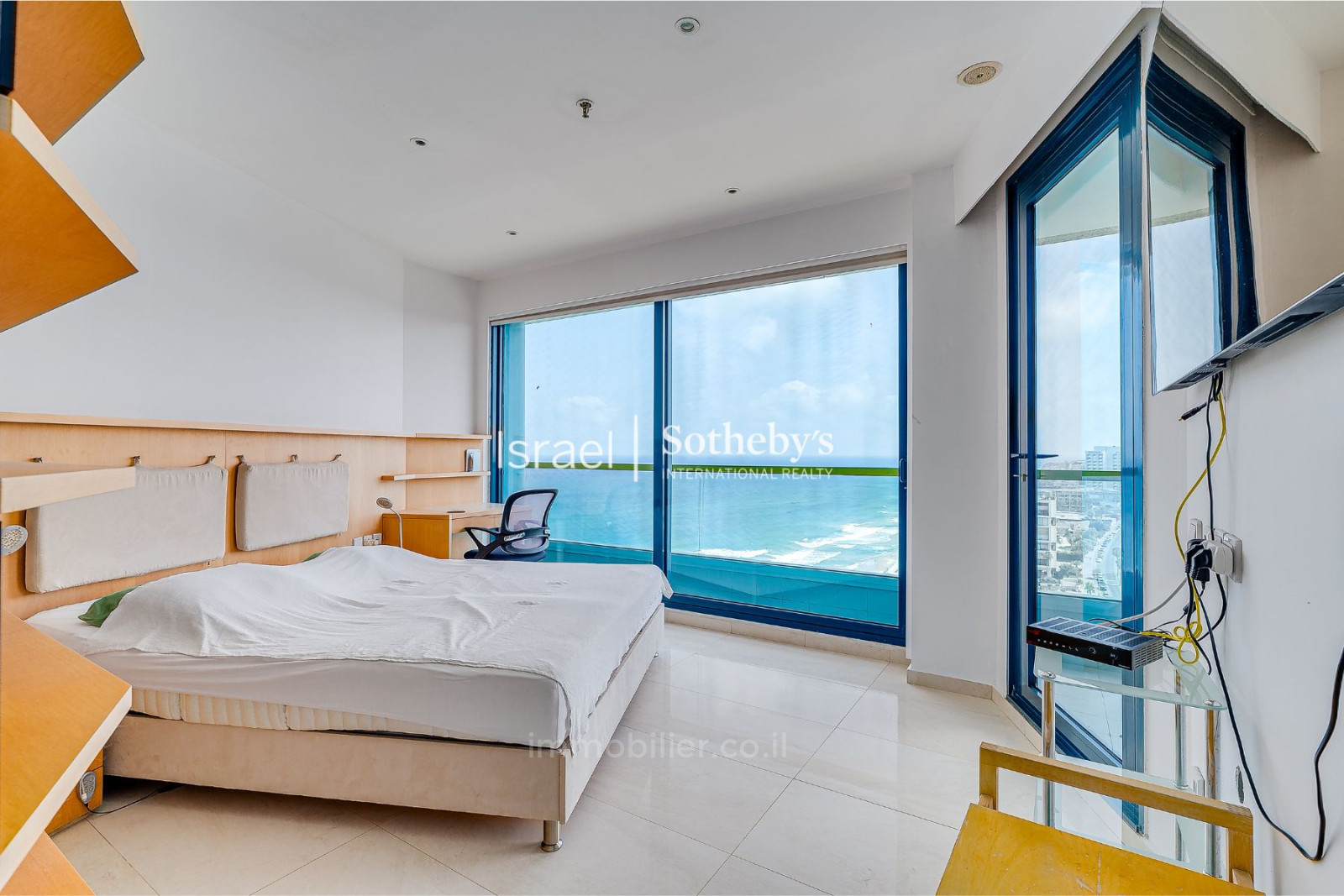 Apartamento 2 cômodos Herzliya Herzliya Pitouah 651-IBL-53