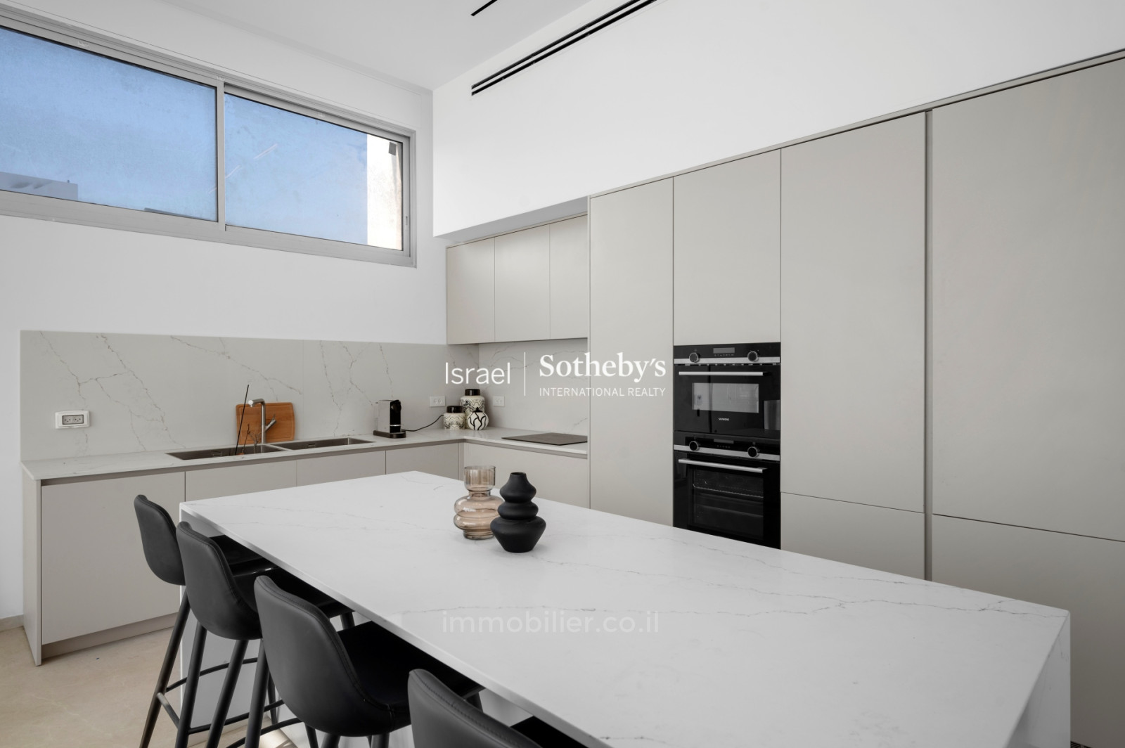 Casarão 5 cômodos Herzliya Herzliya Pitouah 651-IBL-57