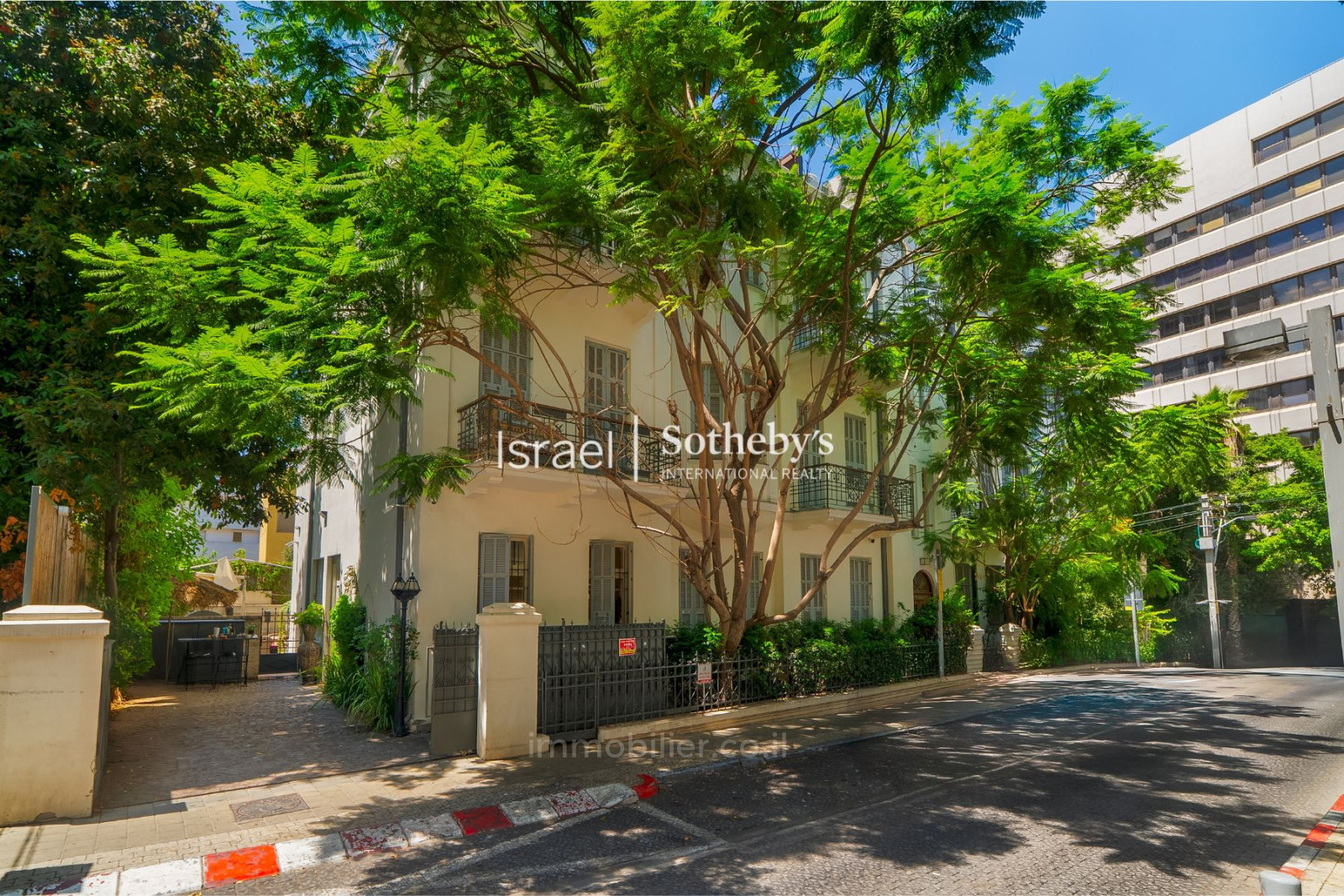 Imóvel 8 cômodos Tel Aviv Lev Tel-Aviv 651-IBL-66