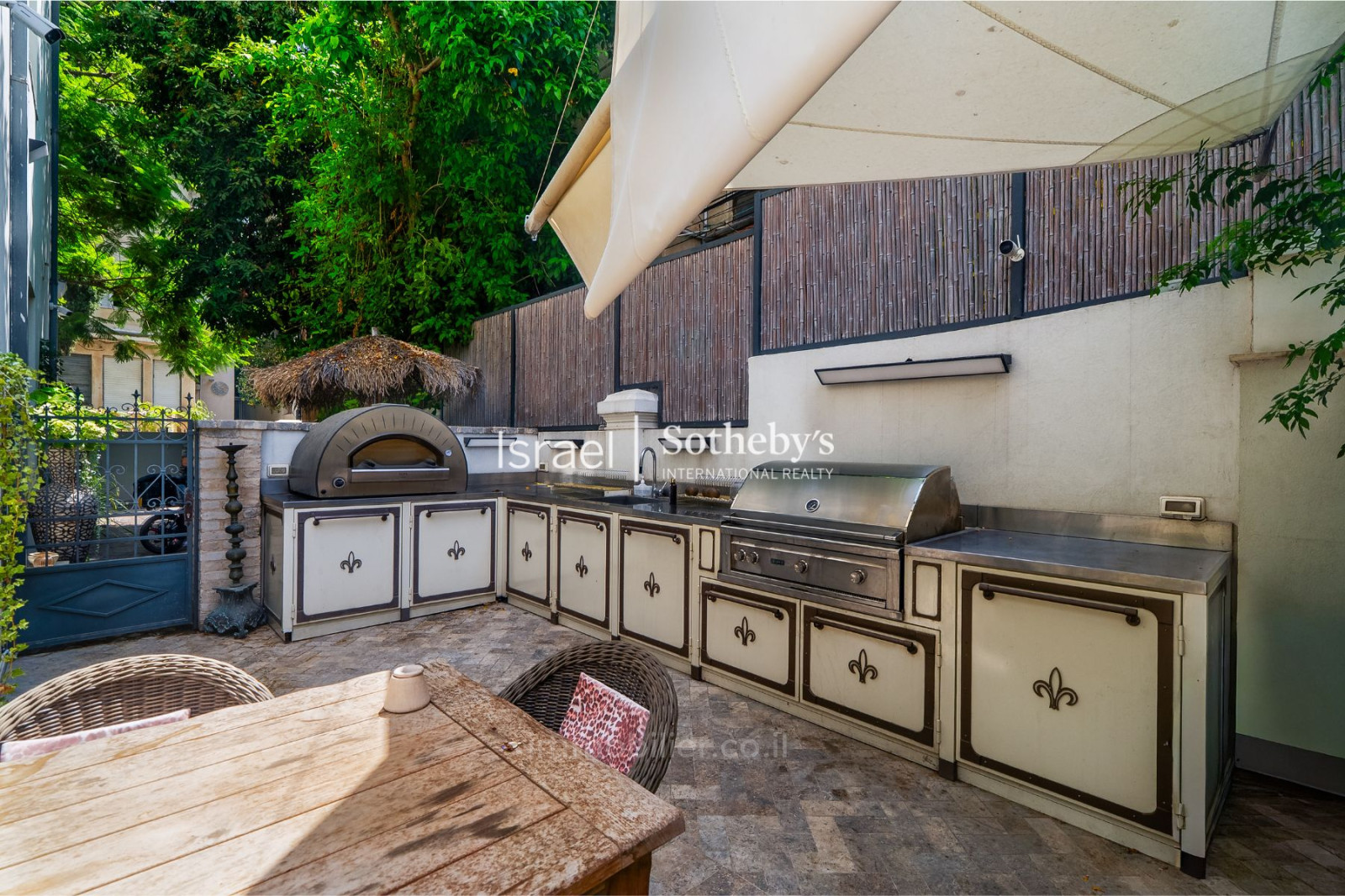 Imóvel 8 cômodos Tel Aviv Lev Tel-Aviv 651-IBL-66