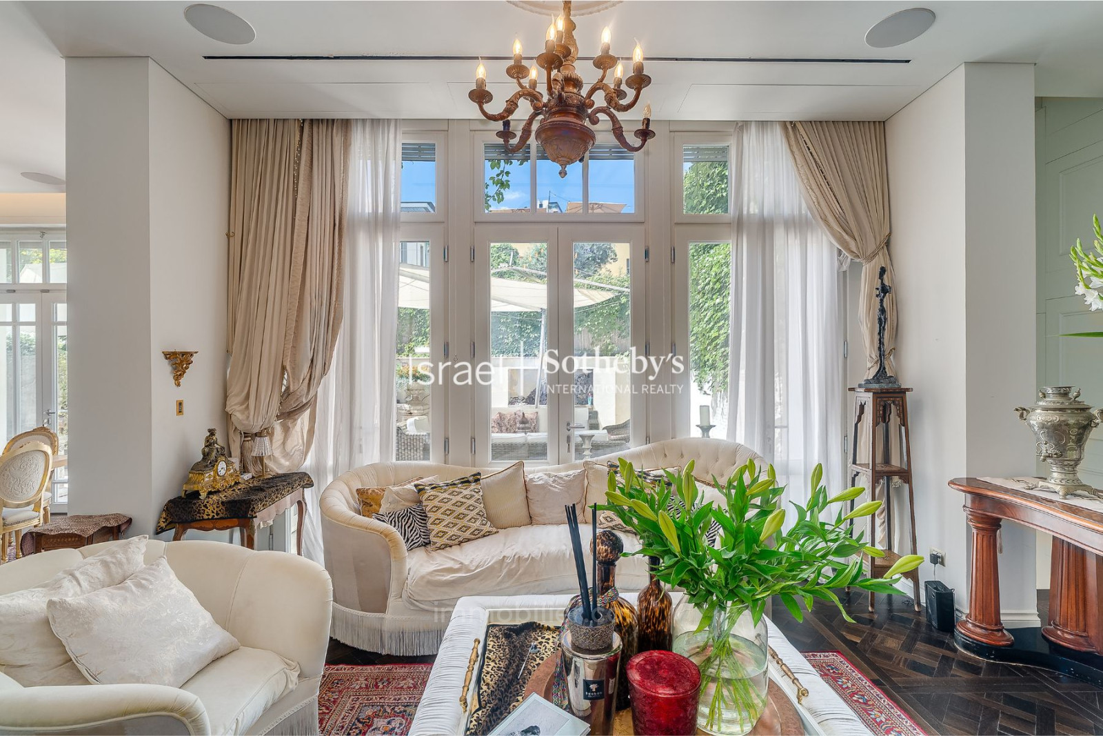 Imóvel 8 cômodos Tel Aviv Lev Tel-Aviv 651-IBL-66