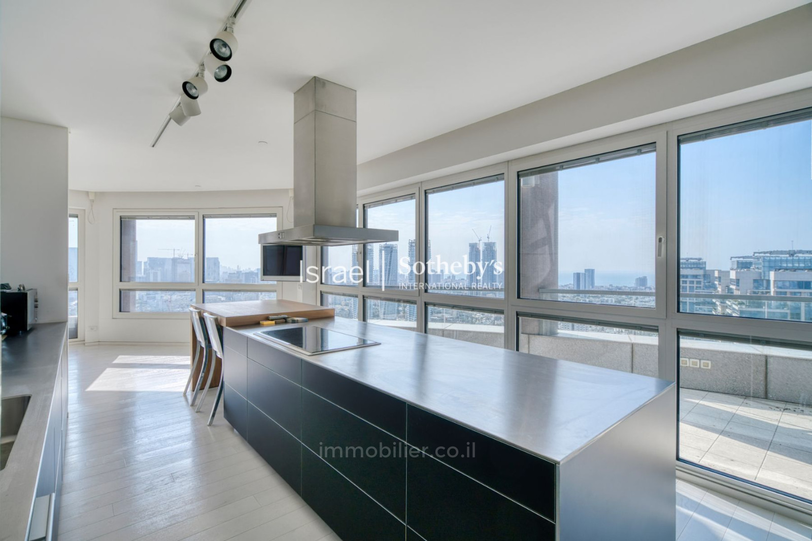 Apartamento 3 cômodos Tel Aviv Park Tzameret 651-IBL-71