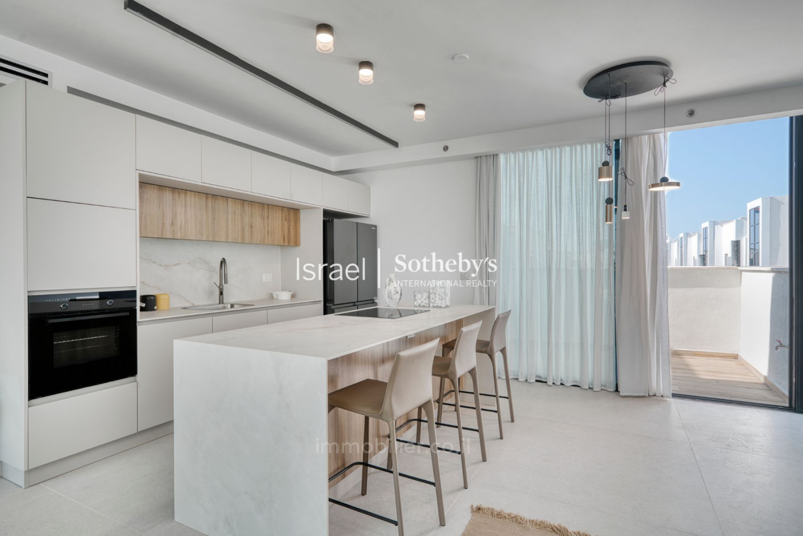 Apartamento 3 cômodos Tel Aviv Noga 651-IBL-74