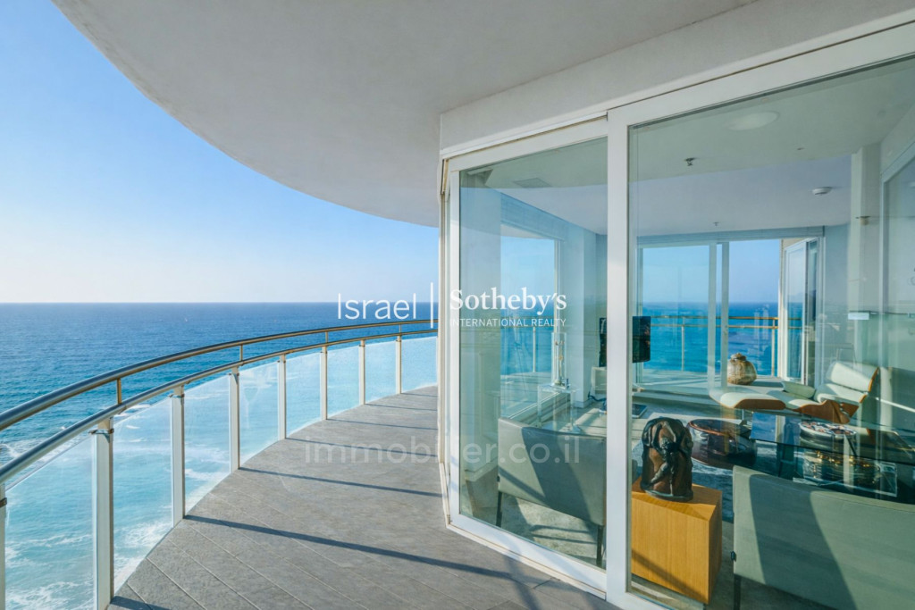 Apartamento 4 cômodos Herzliya Marina 651-IBL-78