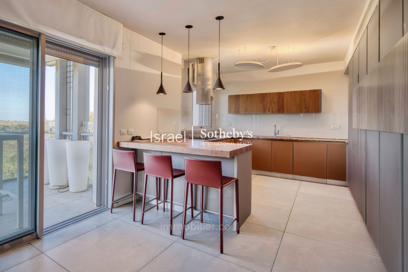 Apartamento 7 cômodos Tel Aviv Ramat Aviv hadacha 651-IBL-80