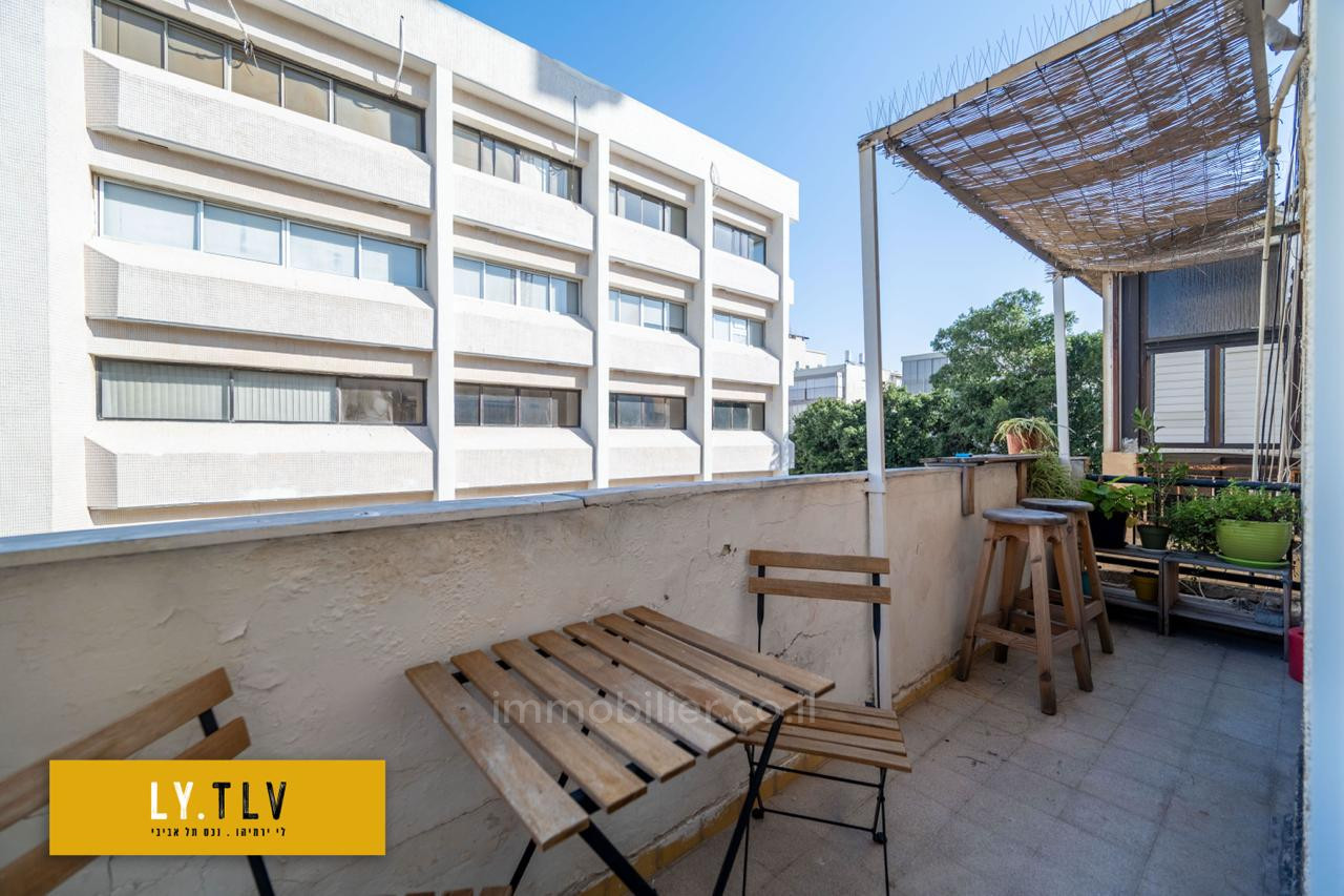 Apartamento 2 cômodos Tel Aviv Dizengof 804-IBL-101