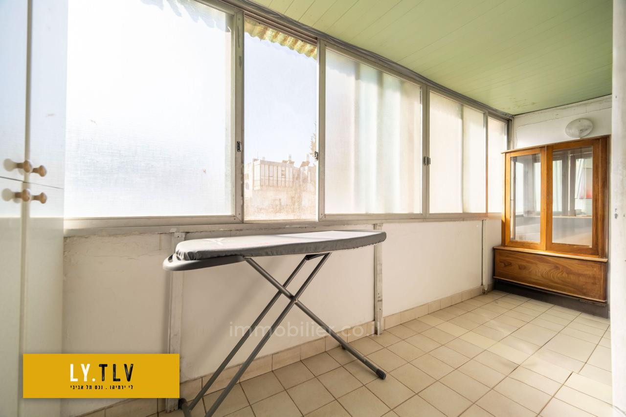Apartamento 2 cômodos Tel Aviv Dizengof 804-IBL-102