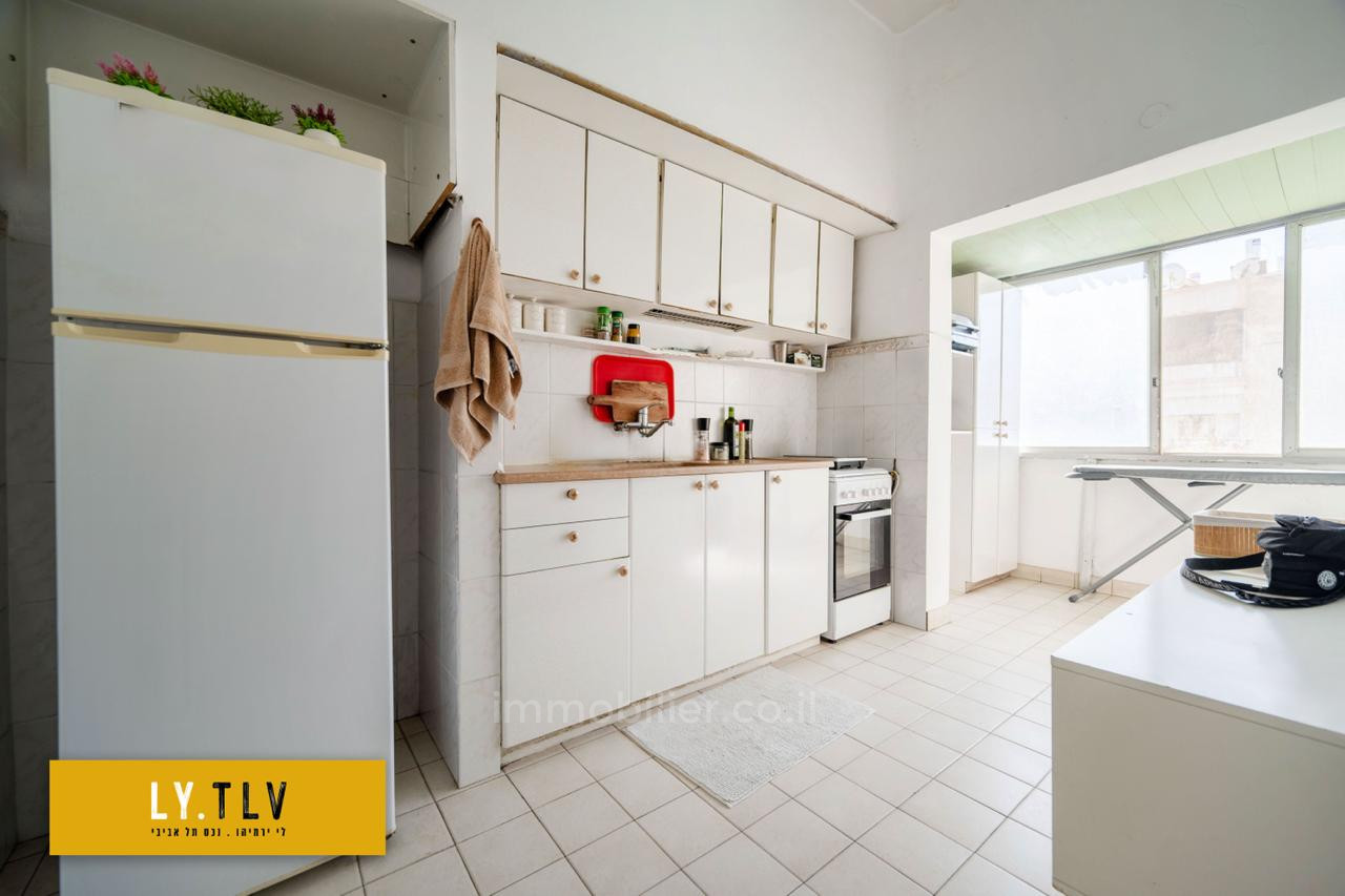 Apartamento 2 cômodos Tel Aviv Dizengof 804-IBL-102