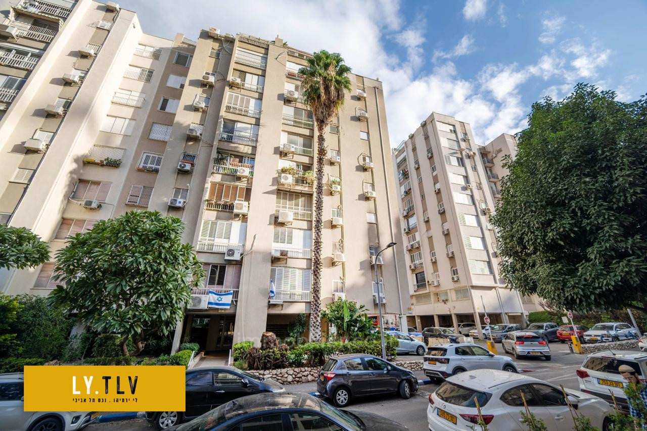 Apartamento 4 cômodos Tel Aviv Nahalat Itshak 804-IBL-103