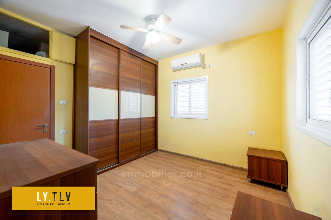 Apartamento 2 cômodos Tel Aviv Montifiory 804-IBL-104