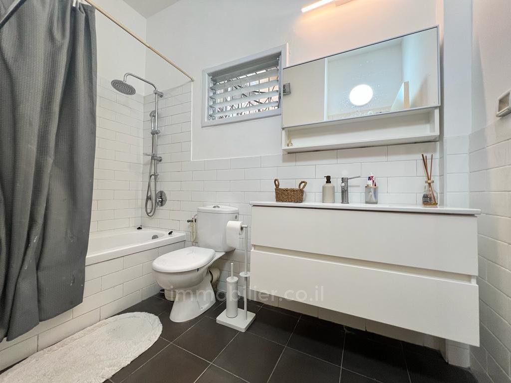 Apartamento 3 cômodos Tel Aviv Centro da cidade 804-IBL-10