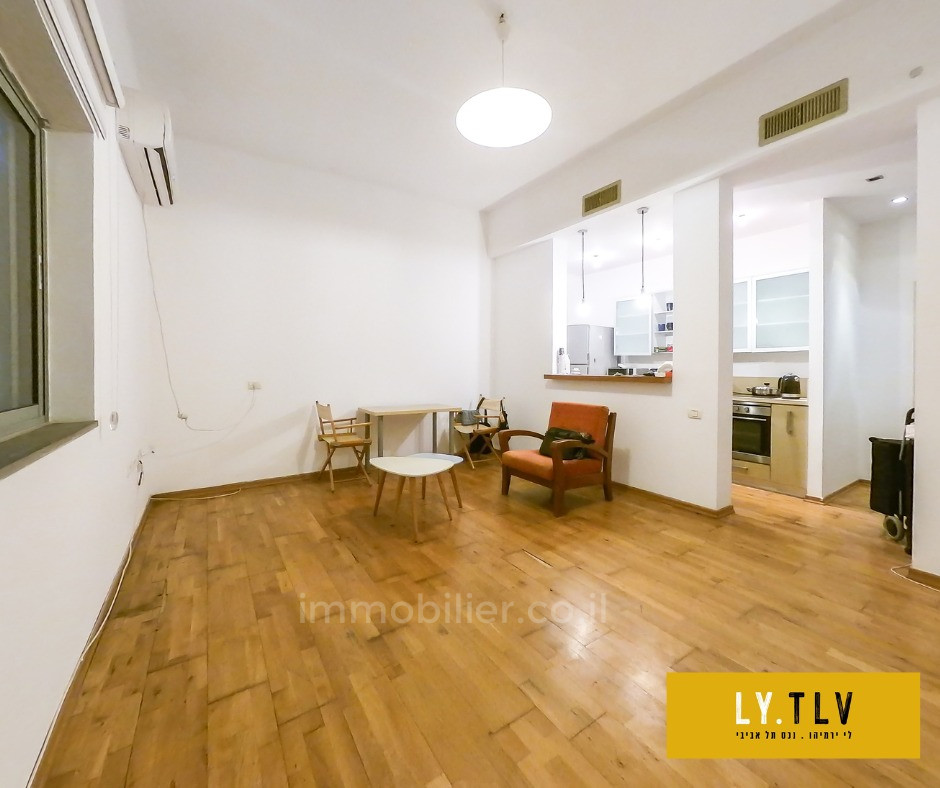 Apartamento 2 cômodos Tel Aviv Primeira linha de mar 804-IBL-111