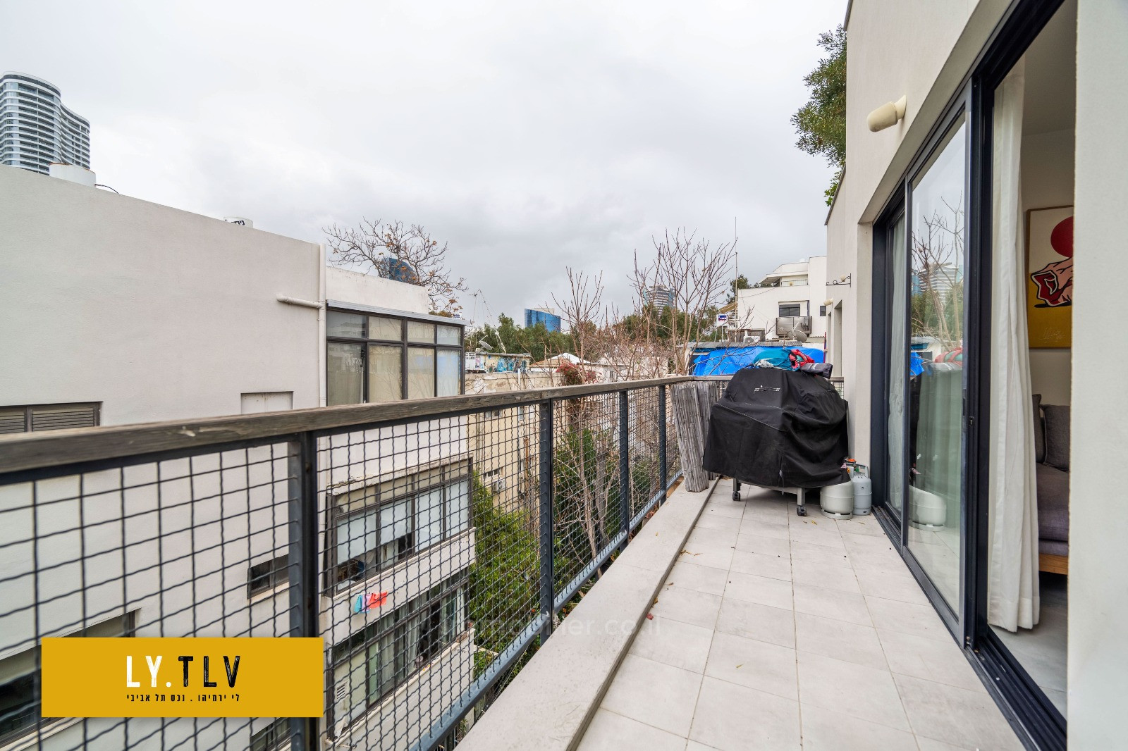 Apartamento 4 cômodos Tel Aviv Lev Tel-Aviv 804-IBL-112