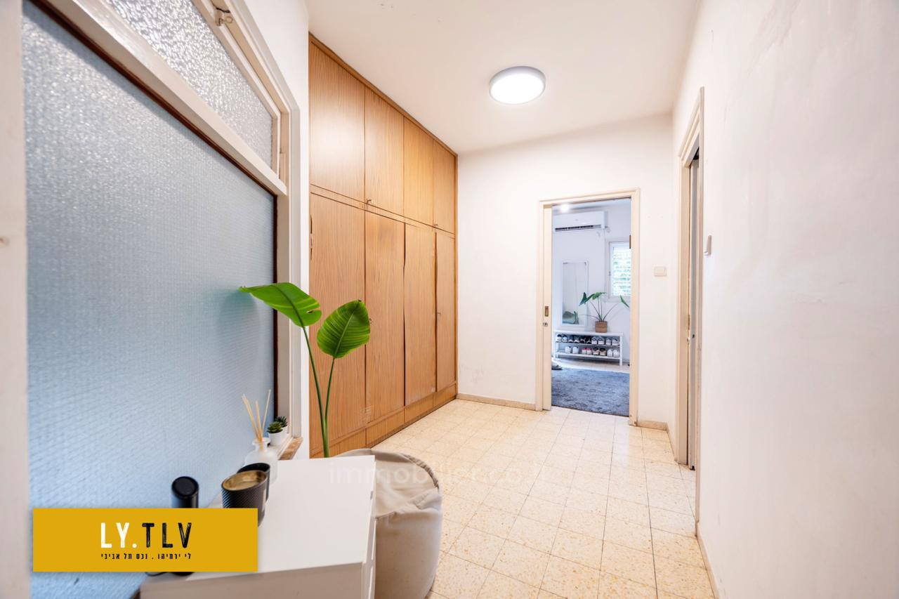 Apartamento 4.5 cômodos Tel Aviv Lev Tel-Aviv 804-IBL-114