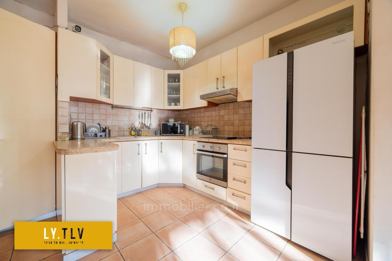 Apartamento 2.5 cômodos Tel Aviv Hatsafon hayachan 804-IBL-116