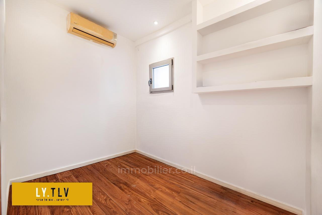 Apartamento 2.5 cômodos Tel Aviv Hatsafon hayachan 804-IBL-116